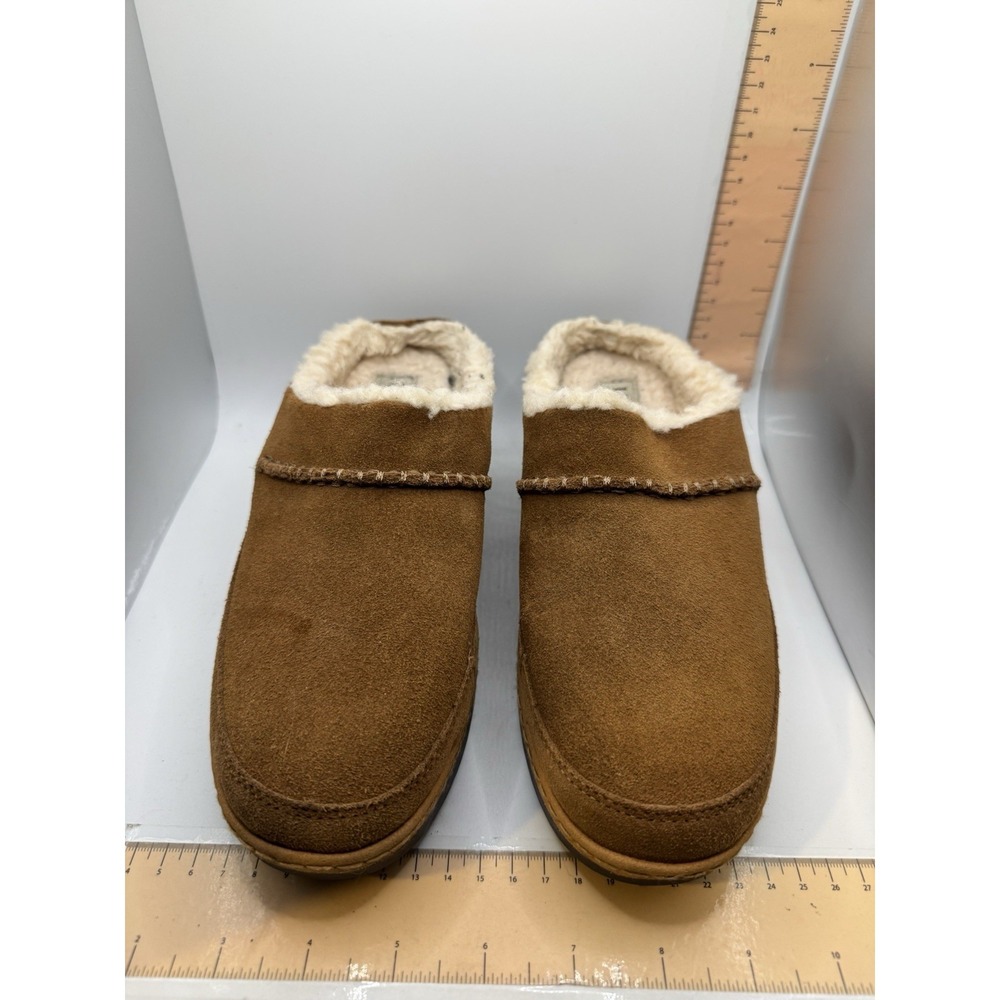 Woman's UGG Size 6 Brown Suede Clogs - 1098749 -‎ Very Gently Used